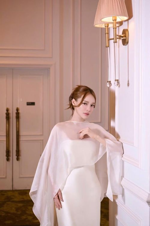 Sự quan tâm của công chúng phần nào cho thấy sức hút chưa hề giảm sút của cô sau nhiều năm hoạt động nghệ thuật.