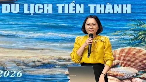 Bà Trần Thị Trung Trinh phát động chiến dịch quảng bá du lịch Tiến Thành.