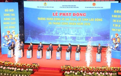 Đại biểu thực hiện nghi thức nhấn nút phát động Tháng hành động về ATVSLĐ - Tháng Công nhân năm 2026. (Ảnh: TV)
