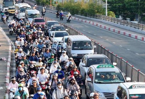 Dự báo lượng phương tiện đi lại dịp lễ 30/4, 1/5 sẽ tăng mạnh.
