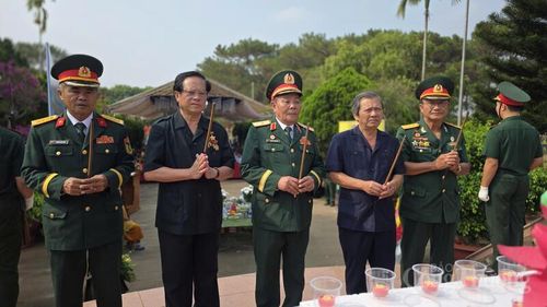 Đối với những người lính năm xưa, buổi lễ là dịp để ký ức ùa về.