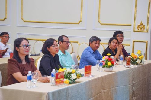 Lãnh đạo địa phương dự lễ ra mắt các mô hình