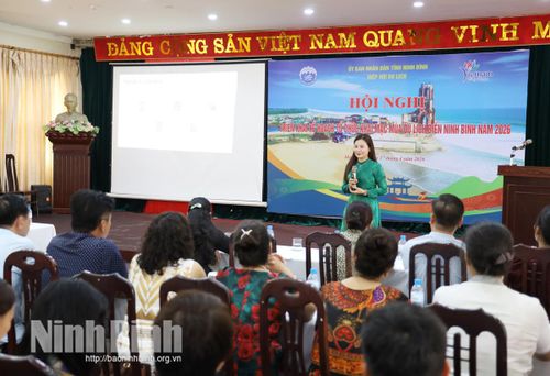 Hiệp hội Du lịch tỉnh Ninh Bình phối hợp tổ chức tập huấn kỹ năng đón, tiếp khách cho cơ sở kinh doanh du lịch ven biển.