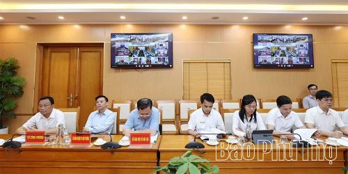 Hội nghị được tổ chức dưới hình thức trực tuyến và kết nối với các điểm cầu xã, phường và đơn vị liên quan.