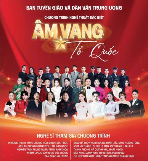 Chương trình đại nhạc hội "Âm vang Tổ quốc" quy tụ khoảng 40.000 khán giả, hơn 2.000 nghệ sĩ và 500 cán bộ, chiến sĩ bộ đội và công an các lực lượng.