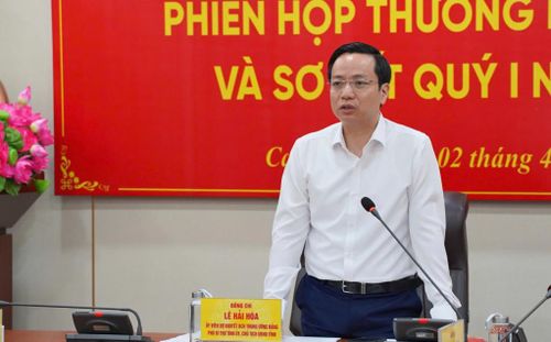Chủ tịch UBND tỉnh Lê Hải Hòa phát biểu tại phiên họp thường kỳ tháng 3, đánh giá tình hình kinh tế - xã hội quý I và triển khai nhiệm vụ trọng tâm quý II/2026.