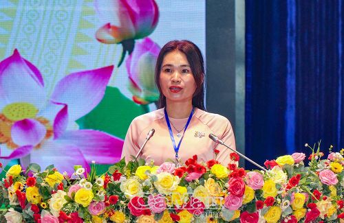 Thí sinh Hoàng Thị Hiền, Hiệu trưởng Trường Mầm non Hoa Hồng (xã Hòa Bình), chia sẻ: “Hội thi không chỉ là dịp đánh giá năng lực mà còn góp phần lan tỏa tinh thần đổi mới, tạo cơ hội để cán bộ quản lý giao lưu, học hỏi kinh nghiệm, nâng cao trình độ chuyên môn và kỹ năng lãnh đạo”.