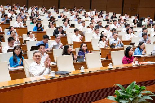 Tổng Bí thư, Chủ tịch nước Tô Lâm tham dự phiên họp chiều 23/4