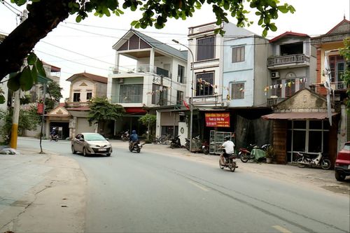 Để tiếp tục mở rộng triển khai dự án cần giải phóng mặt bằng trên 7.300m2, liên quan tới 176 hộ dân dọc tuyến. Ảnh: Anh Đức