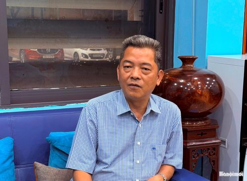 Phó Chủ tịch UBND phường Lĩnh Nam Dương Văn Hòa cho rằng, để đảm bảo an toàn thực phẩm, rất cần sự chung tay của cả cộng đồng. Ảnh: PV