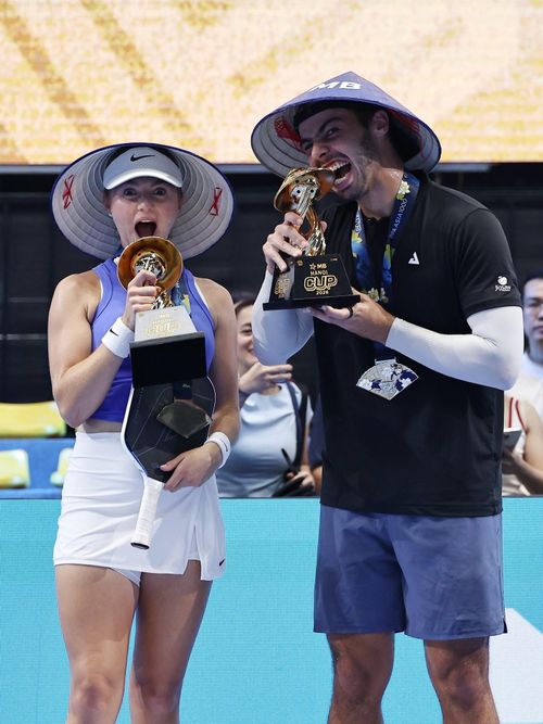  Anna Leigh Waters và Ben Johns hiện là hai tay vợt có thu nhập dẫn đầu pickleball. Ảnh: @ppatourasia. 