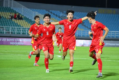  U17 Việt Nam giành chiến thắng xứng đáng tại giải. 