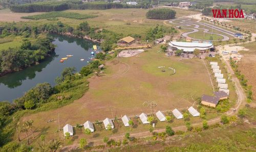 Toàn cảnh Phong Nha Valley với nhiều điểm tạo hoạt động vui chơi thu hút du khách