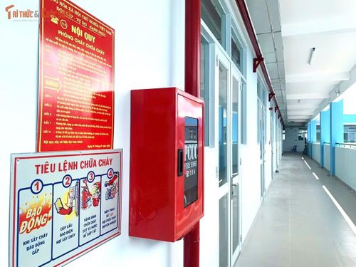 Các hạng mục như đèn chiếu sáng, quạt trần, phòng cháy chữa cháy đã hoàn thiện.