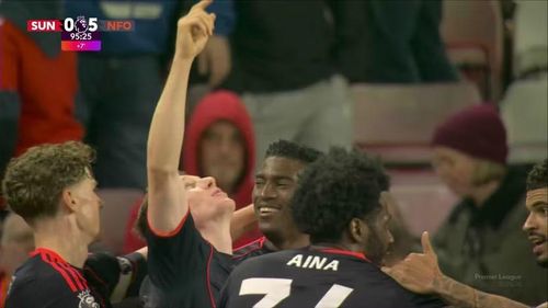Trai Hume phản lưới nhà giúp đội khách dẫn trước ở phút 17, Chris Wood nâng tỷ số lên 2-0 ở phút 31, Morgan Gibbs-White gia tăng cách biệt ở phút 34 và Igor Jesus nhấn chìm chủ nhà ở phút 37.