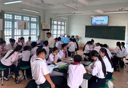 Tiết dạy ứng dụng AI của Trường THCS THSP Lý Tự Trọng được đánh giá cao.