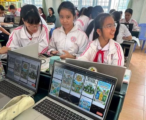 Học sinh ứng dụng AI trong học tập, nhưng không lạm dụng.