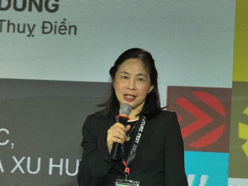 PGS.TS Đặng Thị Ngọc Dung