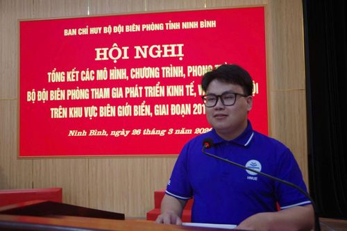 Mai Thành Khơi phát biểu tại hội nghị tổng kết các mô hình, chương trình, phong trào của Bộ đội Biên phòng.
