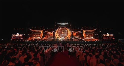 Chương trình nghệ thuật “Sầm Sơn – Khát vọng rực rỡ”.