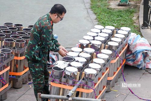 Theo kế hoạch, chương trình bắn pháo hoa tầm cao sẽ diễn ra lúc 21h30 ngày 25/4, tức ngày 9/3 năm Bính Ngọ, tại cầu đi bộ Công viên Văn Lang. Màn pháo hoa kéo dài khoảng 15 phút, kết hợp pháo hoa tầm cao, tầm thấp và hỏa thuật, phục vụ người dân, du khách về dự Giỗ Tổ Hùng Vương - Lễ hội Đền Hùng và Tuần Văn hóa - Du lịch Đất Tổ năm 2026.