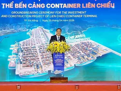 Phó Thủ tướng Thường trực Chính phủ Phạm Gia Túc phát biểu tại buổi lễ.