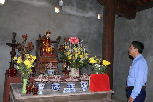 Tín ngưỡng thờ thần Hợp Lang (vị thần trong quan niệm dân gian là con trai của Vua Hùng) tại đền Hổ Bái xã Yên Trường, tỉnh Thanh Hóa.