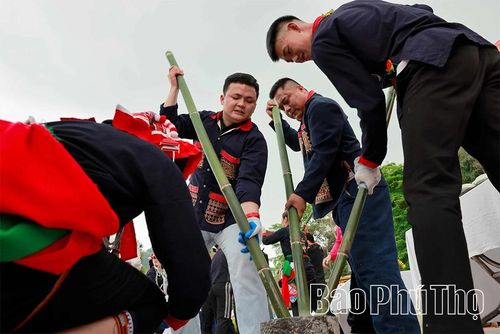 Các thành viên đồng tâm, hiệp lực.