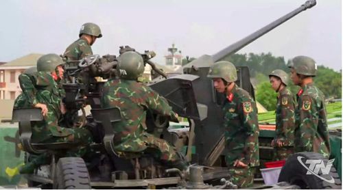 Sẵn sàng bảo vệ bình yên bầu trời Tổ quốc.