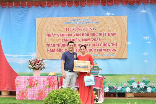 Cô giáo Phạm Thị Yên - giải Đặc biệt dành cho giáo viên truyền lửa