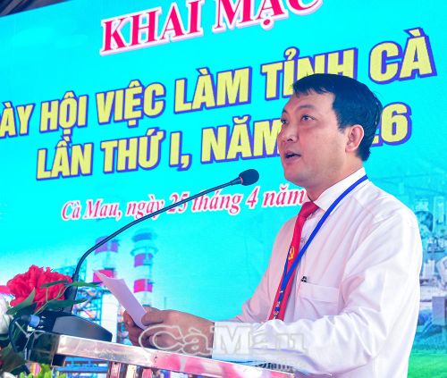 Ông Nguyễn Minh Nhứt, Giám đốc Sở Nội vụ, đề nghị các doanh nghiệp cung cấp thông tin tuyển dụng minh bạch, tư vấn đầy đủ; tổ chức tuyển dụng chuyên nghiệp, công tâm; đồng thời bảo đảm môi trường làm việc an toàn và chế độ đãi ngộ thỏa đáng cho người lao động.