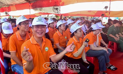 Hơn 600 đoàn viên - thanh niên, học sinh - sinh viên, người lao động tham gia ngày hội.