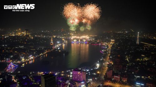 Nhiều người dân địa phương cũng bày tỏ sự hài lòng khi chương trình được tổ chức bài bản, góp phần tạo nên một đêm hội đáng nhớ trong dịp Giỗ Tổ Hùng Vương.