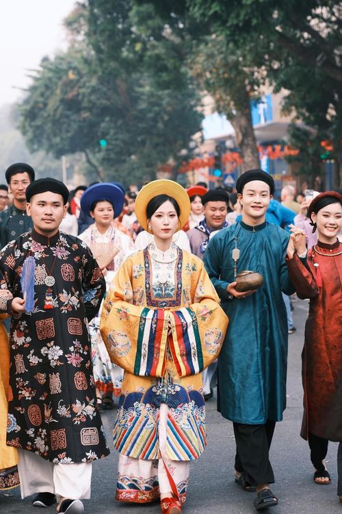 Cổ phục trong đám cưới hiện đại. Ảnh minh họa.