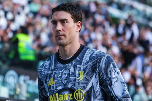  MU từng nhiều lần theo đuổi Dusan Vlahovic trong quá khứ. ẢNH: MIRROR/GETTY 