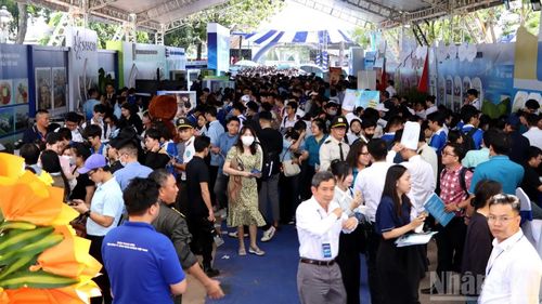 ACV tổ chức ngày hội việc làm tại xã Long Thành để tìm kiếm nhân sự làm việc tại sân bay Long Thành.