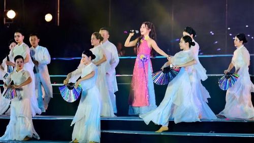 Những tiết mục ấn tượng tại đêm khai mạc.