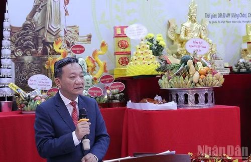 Đại sứ Nguyễn Minh Tâm phát biểu tại Lễ Giỗ Tổ Hùng Vương. (Ảnh: DUY TOÀN)