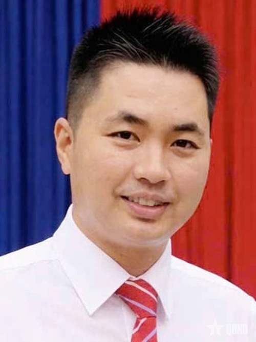 Thầy giáo Nguyễn Bình Minh. 