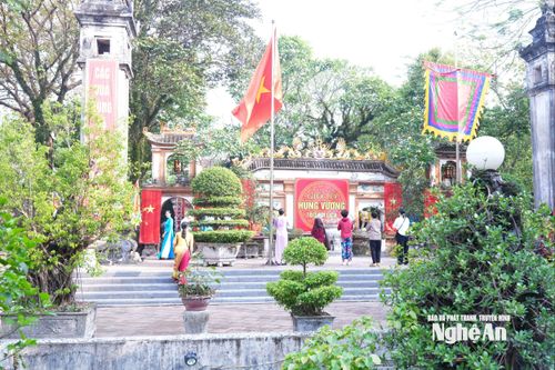Quang cảnh đền Hồng Sơn - Di tích Lịch sử - Văn hóa cấp Quốc gia trên địa bàn phường Trường Vinh. Ảnh: TL