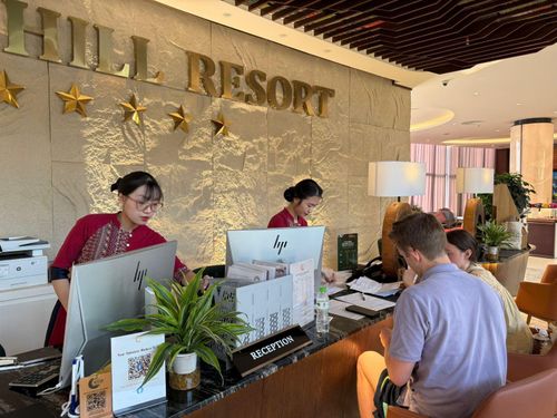 Tại Lady Hill Sapa, nhu cầu đặt phòng nghỉ dưỡng cao cấp tăng cao vào dịp lễ 30/4 và 1/5.