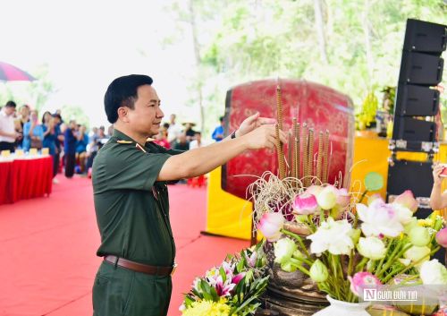 Trải qua bao thăng trầm của lịch sử, tín ngưỡng thờ cúng các Vua Hùng vẫn được bền bỉ gìn giữ, trao truyền qua các thế hệ, trở thành biểu tượng thiêng liêng trong bản sắc văn hóa của dân tộc Việt Nam.