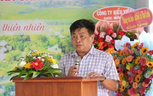 Ông Dương Hiệp Hòa – Chủ tịch UBND xã Canh Vinh kêu gọi sự chung tay góp sức của người dân, doanh nghiệp để du lịch cộng đồng Canh Tiến ngày càng bài bản, phát triển bền vững.