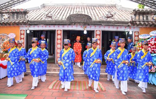 Những nghi thức truyền thống được các thế hệ cư dân làng Hưởng Phước bảo tồn, phát huy. Ảnh: Ảnh: MINH KHÔI