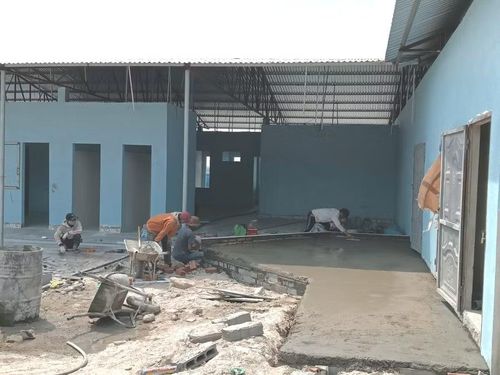  Đẩy nhanh tiến độ thi công Dự án trang trại chăn nuôi heo của Công ty cổ phần chăn nuôi Nắng Vàng Gia Lai Ba. Ảnh: ĐVCC 