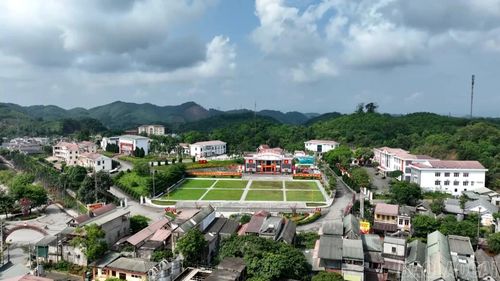 Năm 2025, 100% chi bộ của xã Yên Bình đều hoàn thành xuất sắc nhiệm vụ và đạt chi bộ 4 tốt.