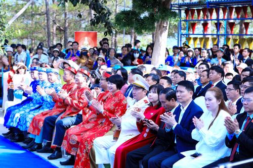 Các đại biểu thể hiện sự đồng tình cao với bài phát biểu của Bí thư Tỉnh ủy Lâm Đồng