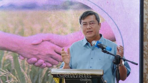  Tiến sĩ Trần Minh Hải, Phó Hiệu trưởng Trường Chính sách công và Phát triển nông thôn (Bộ Nông nghiệp và Môi trường), nhấn mạnh mô hình liên kết "4 nhà" là xu thế tất yếu trong phát triển nông nghiệp bền vững.