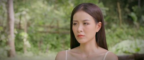 Hoa hậu Vi Minh chấp nhận những "thiệt thòi" để đạt mục tiêu xây dựng hình ảnh thân thiện, vì cộng đồng. Ảnh VTV