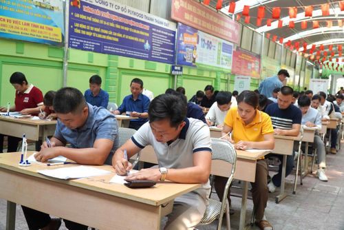 Nhu cầu tuyển dụng lao động ở Hà Tĩnh tăng đột biến. Ảnh: Hạnh Nguyên.